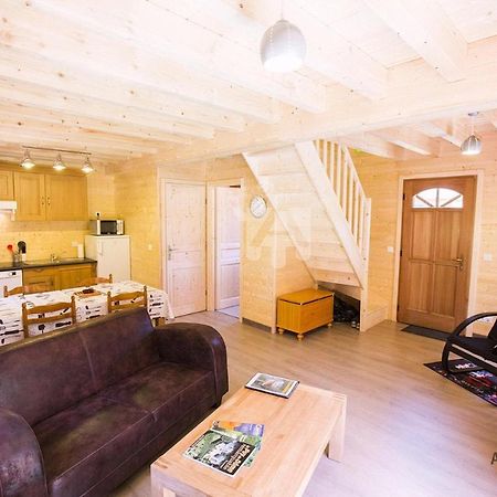 Chalet Des Noisettes Murol Exterior foto